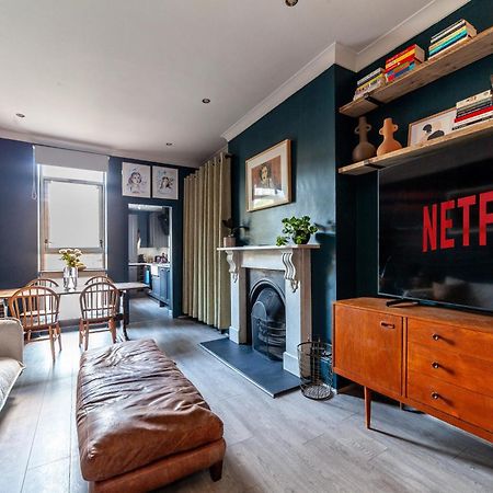 Arte Stays - 2 Bed Luxurious Flat, Garden, 5Min Dalston St., Parking Available, Serviced Accommodation - Up To 5 Ppl 런던 외부 사진